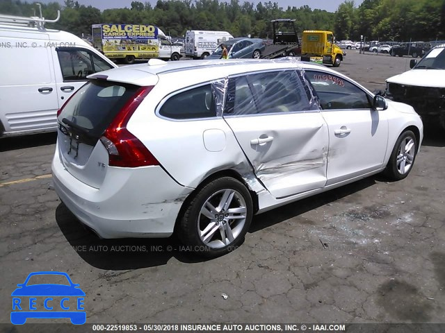 2015 VOLVO V60 PLATINUM YV126MEDXF1188016 Bild 3