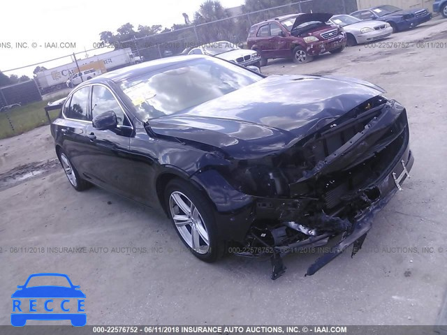 2018 VOLVO S90 T5/MOMENTUM LVY982MK3JP029422 image 0