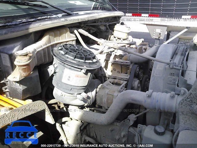 2008 FREIGHTLINER CHASSIS B2B 4UZABRDD28CZ11002 image 9