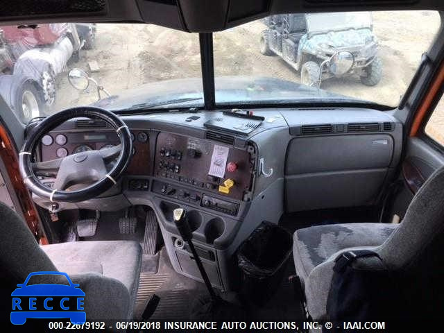 2007 FREIGHTLINER ST120 ST120 1FUJBBCG17LW33935 image 4