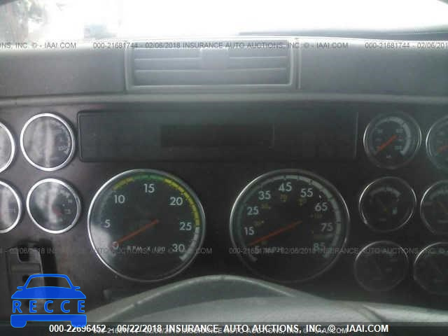 1999 FREIGHTLINER CONVENTIONAL FLC120 1FUYSDZB1XLA06256 Bild 5