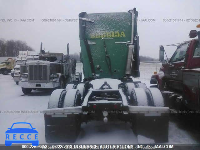 1999 FREIGHTLINER CONVENTIONAL FLC120 1FUYSDZB1XLA06256 Bild 7