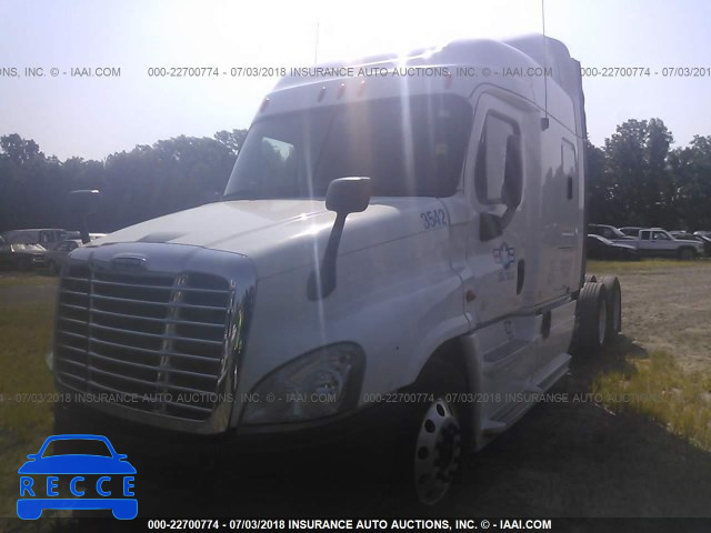 2013 FREIGHTLINER CASCADIA 125 3AKJGLDRXDSBZ6771 image 1