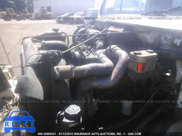 1998 INTERNATIONAL 4000 4700 1HTSCAAM3WH528166 image 7