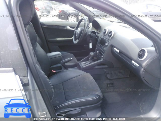 2010 AUDI A3 PREMIUM PLUS WAUMFAFM9AA022734 зображення 4