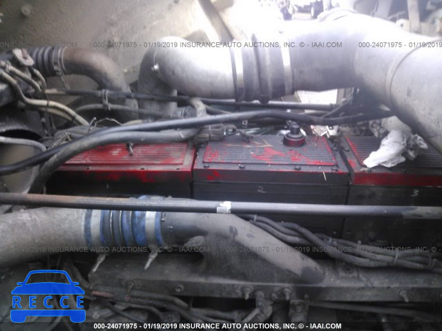 1998 FREIGHTLINER FLD 1FUPDDZB2WL975355 image 9