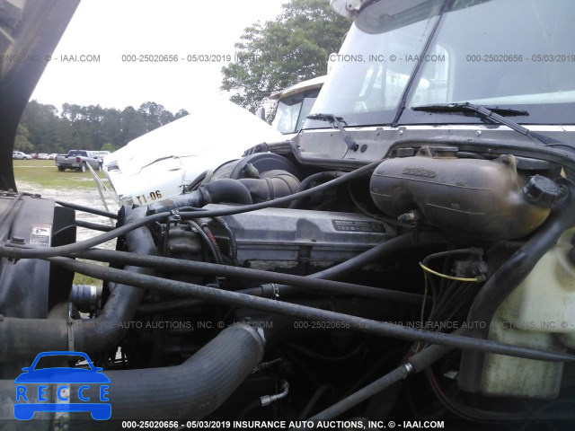2003 FREIGHTLINER ST120 ST120 1FUJBBCGX3LK85126 image 8