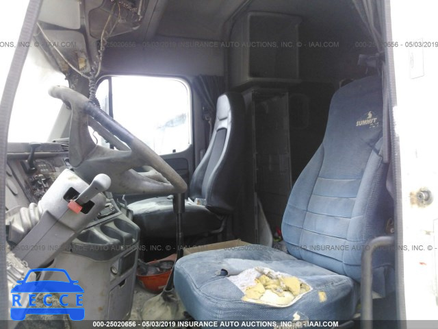 2003 FREIGHTLINER ST120 ST120 1FUJBBCGX3LK85126 image 3