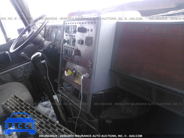 1999 MACK 700 1M2AD09CXXW007630 зображення 4