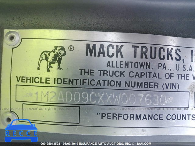 1999 MACK 700 1M2AD09CXXW007630 зображення 8