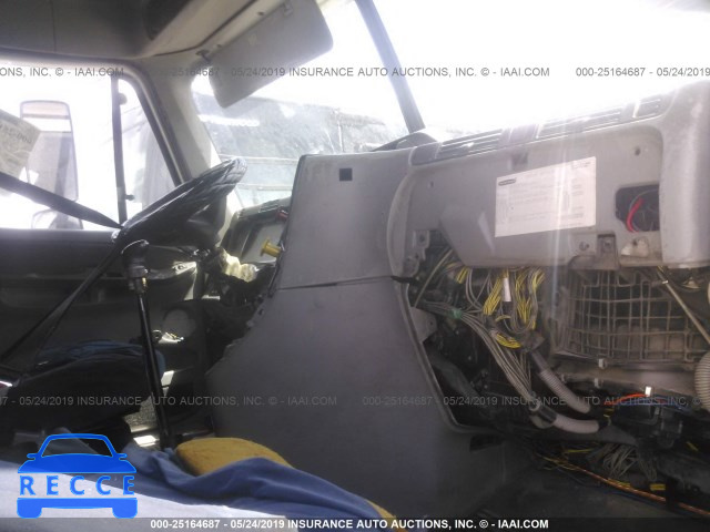 2004 FREIGHTLINER COLUMBIA COLUMBIA 1FUJA6CK64LN06866 image 4