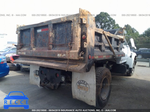 1998 FORD F700 1FDWF70JXWVA08852 image 2