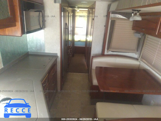 2002 WORKHORSE CUSTOM CHASSIS MOTORHOME CHASSIS W22 5B4MP67G723350512 image 7