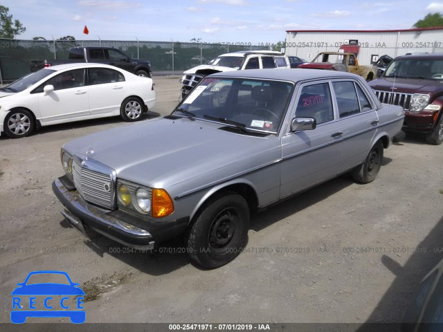 1983 MERCEDES-BENZ 240 D WDBAB23A1DB410832 image 1