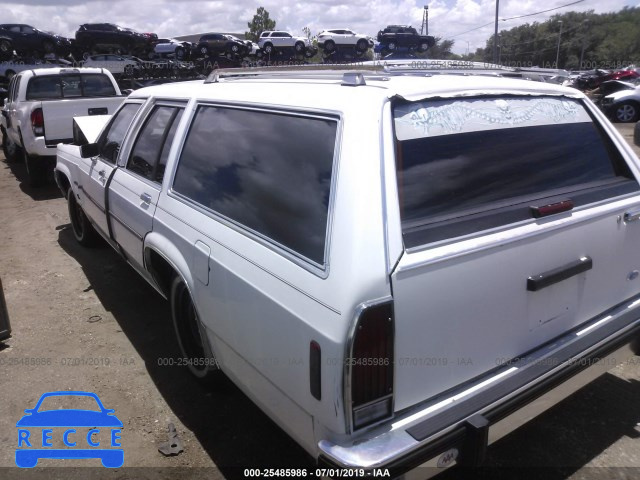 1986 FORD LTD CROWN VICTORIA CNTRY SQ 2FABP44F0GX160424 Bild 2