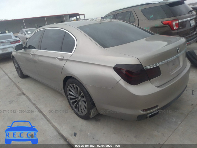 2011 BMW 7 SERIES LI WBAKB8C54BCY66839 Bild 2