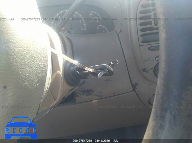 2000 FORD F-150 2FTRX08L9YCA83661 image 10