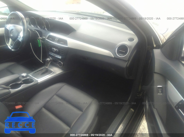 2013 MERCEDES-BENZ C-CLASS 250 WDDGF4HB8DR275181 image 4