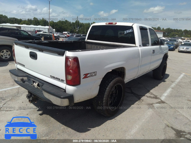 2003 CHEVROLET SILVERADO 1500 K1500 1GCEK19TX3E326740 Bild 3