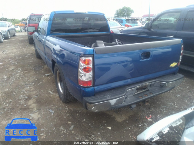 2003 CHEVROLET SILVERADO 1500 LS 2GCEC19T431169429 Bild 2