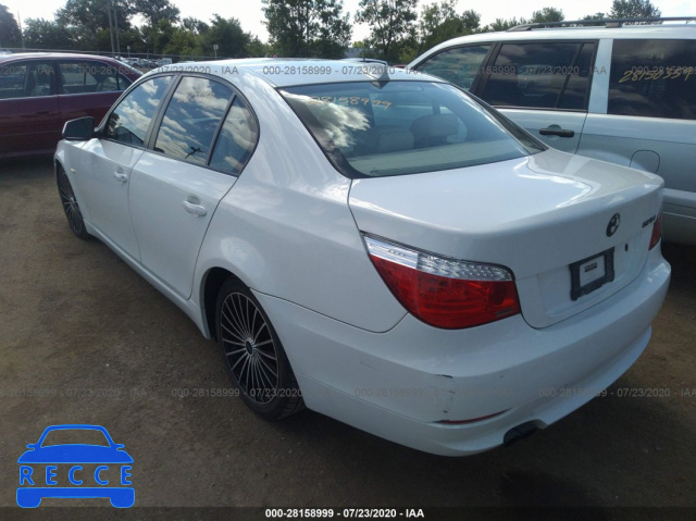 2010 BMW 5 SERIES 528I WBANU5C57AC365240 Bild 2