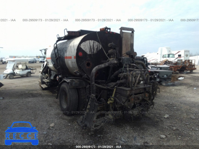 1999 FREIGHTLINER MEDIUM CONVENTIONAL FL70 1FV6HFAA7XHA75861 image 2