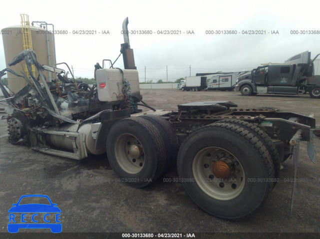 1999 FREIGHTLINER FLD  1FUYDCYB9XPA71757 image 2