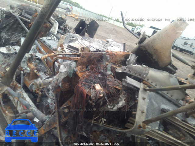 1999 FREIGHTLINER FLD  1FUYDCYB9XPA71757 image 5