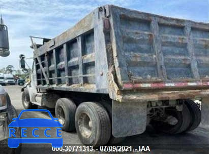 2000 STERLING TRUCK L9513 9513 2FZXKPYB5YAB44902 image 2