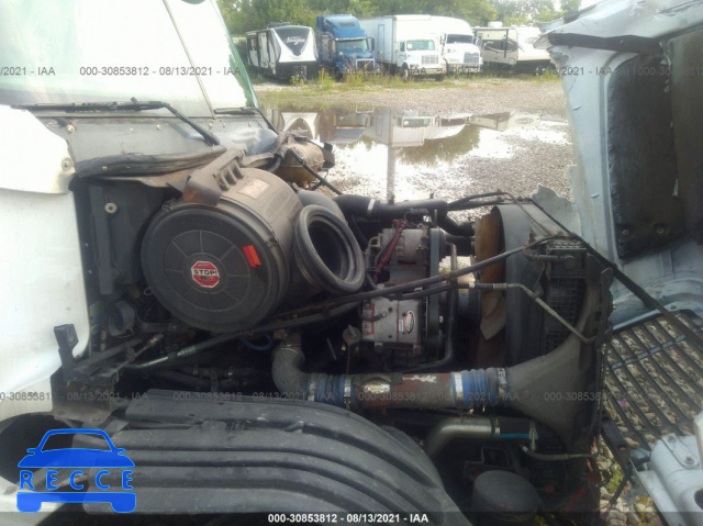 2002 FREIGHTLINER ST120 ST120 1FUJBBCG12LJ62765 image 9
