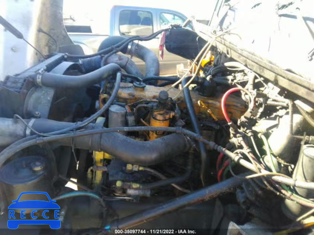 1999 FREIGHTLINER FL70 FL70 1FV6HJBA6XHA57109 image 9