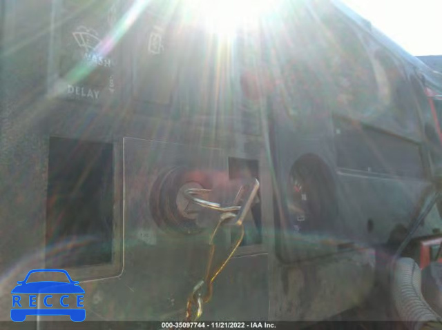 1999 FREIGHTLINER FL70 FL70 1FV6HJBA6XHA57109 image 10