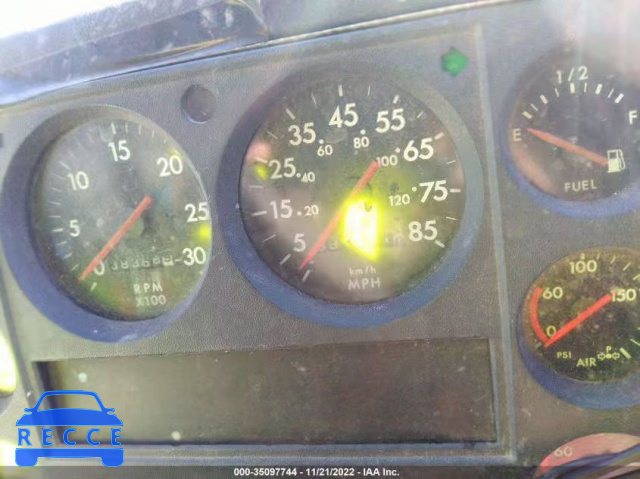 1999 FREIGHTLINER FL70 FL70 1FV6HJBA6XHA57109 image 5
