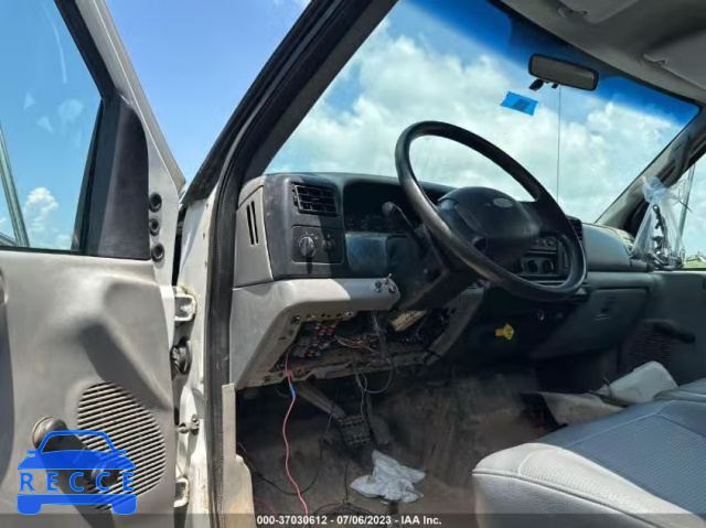 2008 FORD SUPER DUTY F-750 XL/XLT 3FRXF75C88V668028 image 4