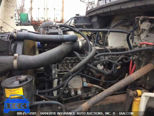 1997 FREIGHTLINER FL70 FL70 1FV6HFAA3VH667722 image 9