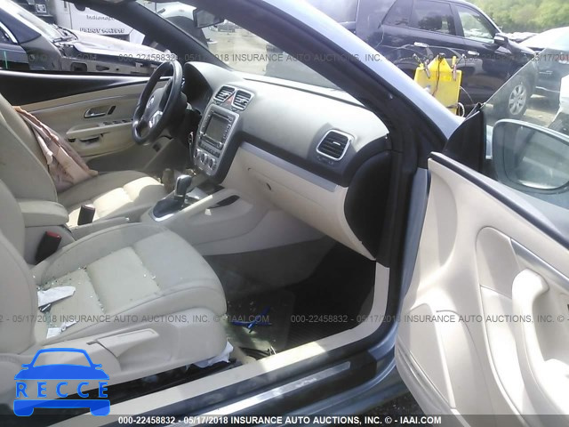 2013 VOLKSWAGEN EOS KOMFORT/SPORT WVWBW8AHXDV001580 image 4