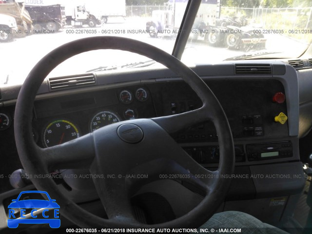 2001 FREIGHTLINER ST120 ST120 1FUYSSEBX1LG56933 image 4