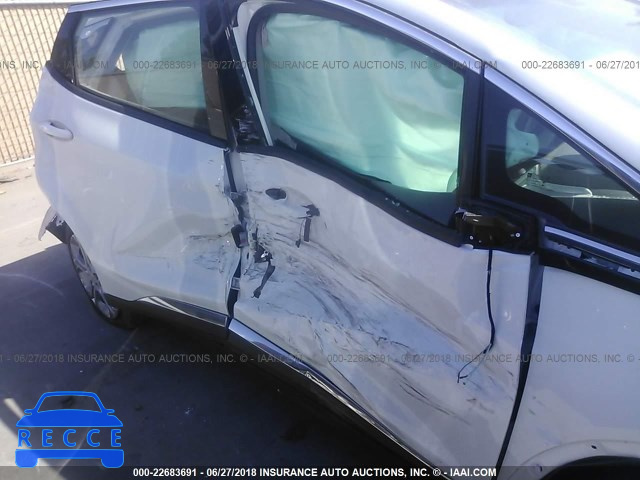 2017 CHEVROLET BOLT EV LT 1G1FW6S03H4174618 image 5