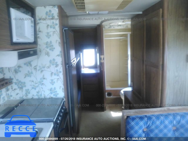 1984 CHEVROLET P30 1GBJP37W2E3342071 image 7