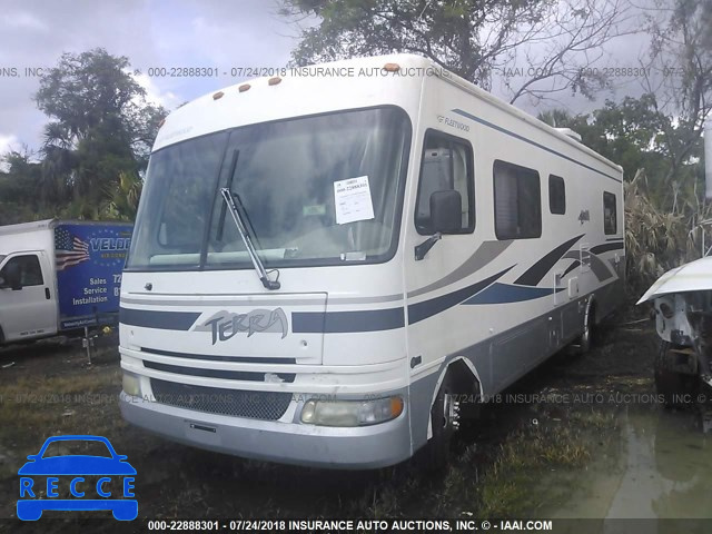 2004 WORKHORSE CUSTOM CHASSIS MOTORHOME CHASSIS P3500 5B4KP57GX43380415 image 1