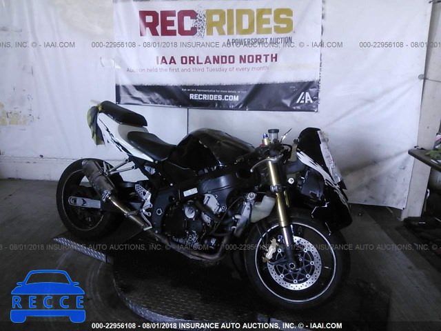2004 SUZUKI GSX-R750 K JS1GR7JA942100638 image 0