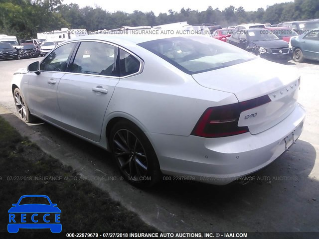2018 VOLVO S90 T5/MOMENTUM LVY982MK7JP024837 image 2