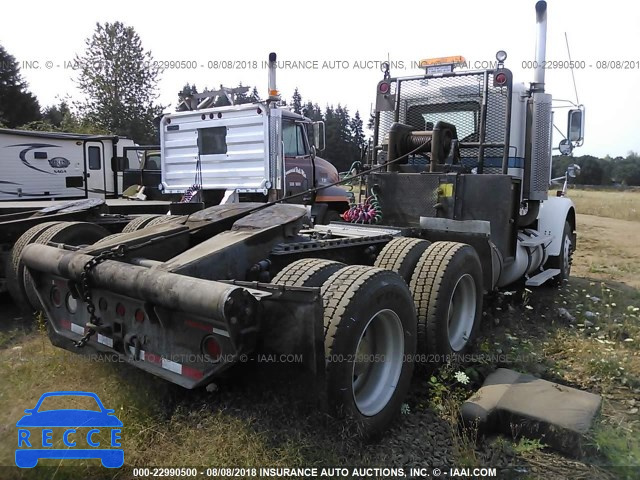 2005 FREIGHTLINER CONVENTIONAL CLASSIC 120 1FUJF6CG05DU28254 image 3