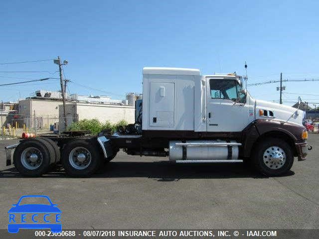 2009 STERLING TRUCK A9500 9500 2FWJA3CV79AAJ4525 Bild 2