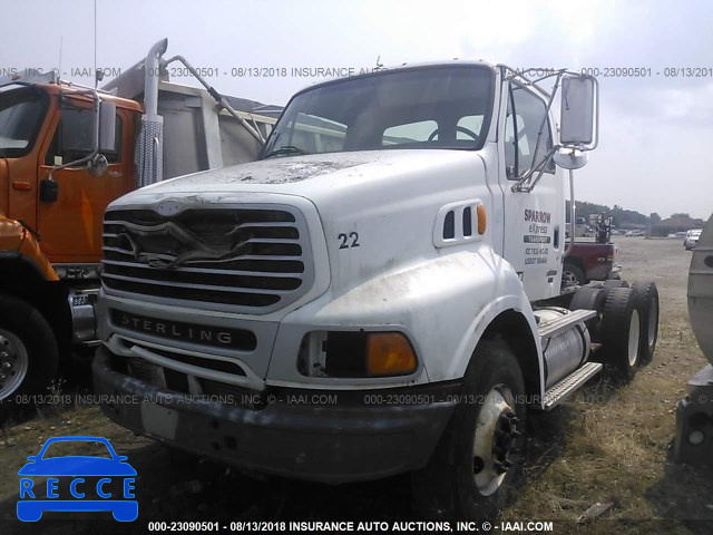 2004 STERLING TRUCK AT 9500 2FWJA3CV44AM77194 Bild 1