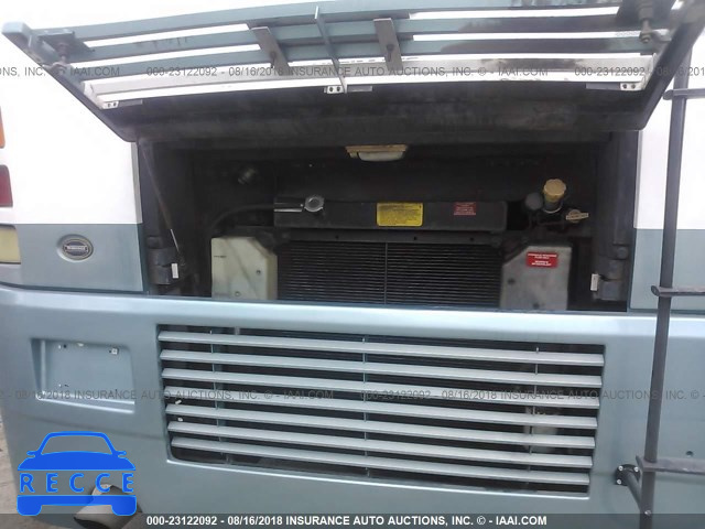 1999 FREIGHTLINER CHASSIS X LINE MOTOR HOME 4UZ6XJCA3XCB34573 image 9