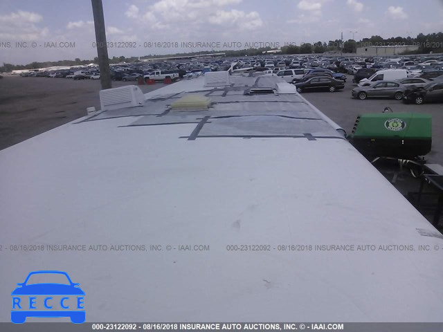 1999 FREIGHTLINER CHASSIS X LINE MOTOR HOME 4UZ6XJCA3XCB34573 image 5