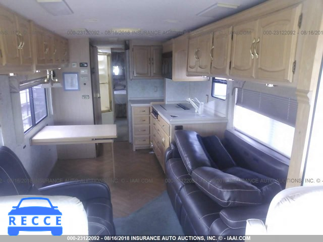 1999 FREIGHTLINER CHASSIS X LINE MOTOR HOME 4UZ6XJCA3XCB34573 image 7