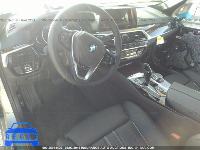 2019 BMW 530 XI WBAJA7C59KWW06136 зображення 4