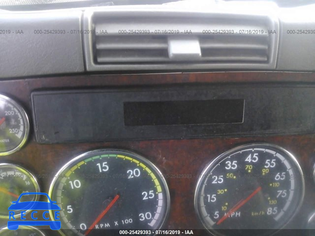 2004 FREIGHTLINER ST120 ST120 1FUJBBCKX4LM50792 image 5